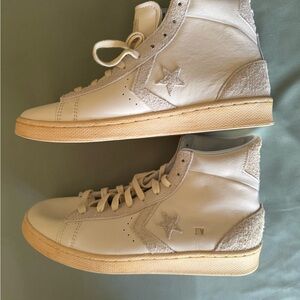CONVERSE PRO LEATHER HIGH X PJ TUCKER CHASE THE DRIP WHITE/ VNTG LOOK SIZE 8.5